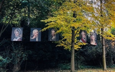 Installation Spiegelsberge_Foto: Ulrich Rudolph, Ausschnitt